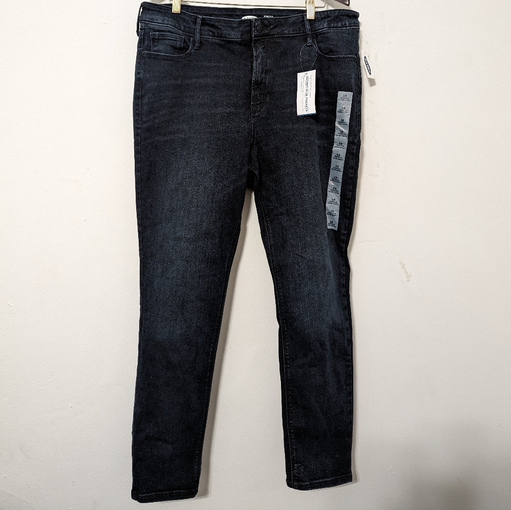 Old Navy Rockstar Super Skinny Jeans
